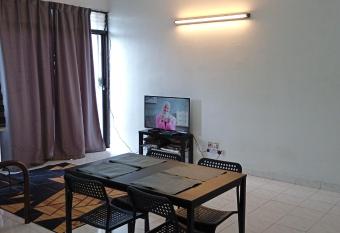 Homestay Idaman Penang has Balcony rooms