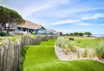 La Grande Terrasse Hotel&Spa La Rochelle MGallery Hotel Collection has Balcony rooms