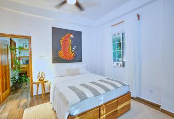 Villa Massis - Luxury Villa with Unbeatable Views has Balcony rooms