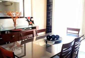 HERMOSO D  PLEX DE CATEGOR  A COMPLETAMENTE EQUIPADO has Balcony rooms