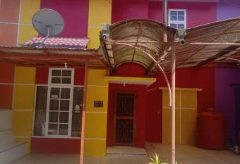 Villa Bukit Asri No 12 Berastagi View has Balcony rooms