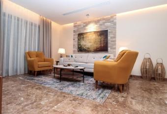 Mabaat - Suitey Al Aqiq - 559 allows 18 year olds to book a room