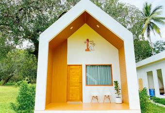 Sea Bear Resort                                         allows 18 year olds to book a room