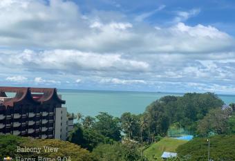 Happy Home Sri Sayang Batu Ferringhi allows 18 year olds to book a room