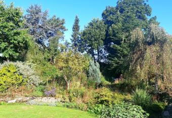 Plough Cottage allows 18 year olds to book a room