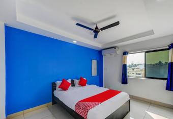 SPOT ON Hotel Utrishree allows 18 year olds to book a room