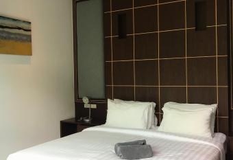 Kamala Nature TH03 allows 18 year olds to book a room