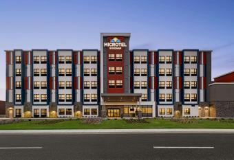 Microtel Inn & Suites Montreal Airport-Dorval Qc allows 18 year olds to book a room