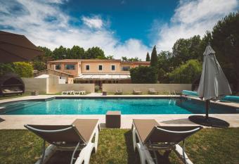 Le Mas Du Colombier allows 18 year olds to book a room