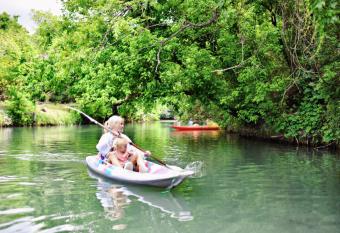 Son's Geronimo #6 Beautiful Cabin with Lots of Amenities on Creek has Balcony rooms