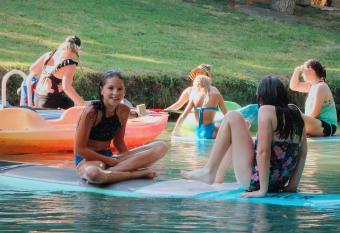 Son's Geronimo #21 Cabin with Free Paddle-boarding and Kayaking! has Balcony rooms