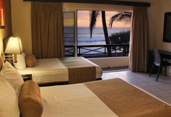 Hotel La Siesta has Balcony rooms