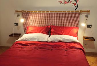 Azienda Agricola Mappavel s allows 18 year olds to book a room