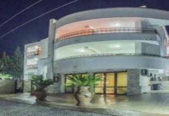 Villa M has Balcony rooms