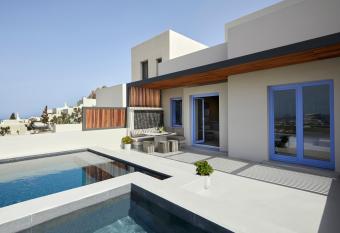 Santorini Sky, Pyrgos Village has Balcony rooms