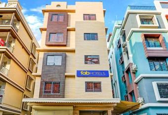 FabHotel Carnival allows 18 year olds to book a room