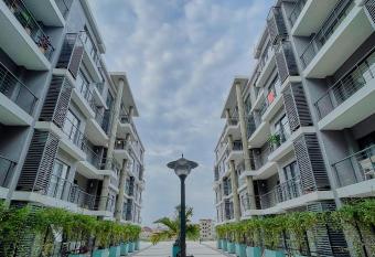 Riviera by Cozy has Balcony rooms