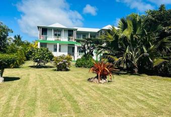 Joie De Vivre has Balcony rooms