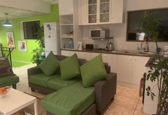 7 on Jansenstreet has Balcony rooms