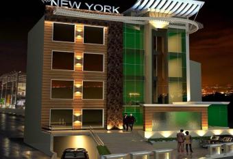 Hotel New York Plaza Una has Balcony rooms