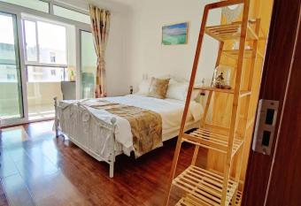 Mrs Li s Home has Balcony rooms