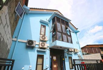 Kabin Kapsul Kayu Jati V Jakarta - Male Only allows 18 year olds to book a room