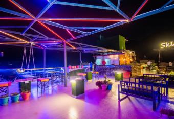 Hotel SKI by Live Imperial allows 18 year olds to book a room