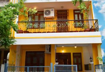 EKO STAY - The Pineapple Villa has Balcony rooms