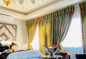 National Lodge has Balcony rooms