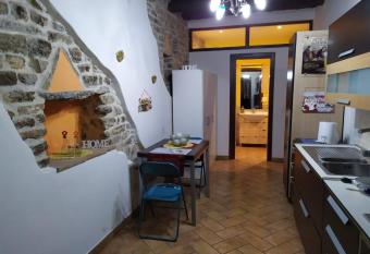 Home Easy Home - UP TOWN has Balcony rooms