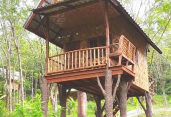 Family Treehouse : Treehouse Holidays has Balcony rooms