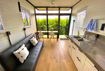 Hoja Azul Loft Guanacaste allows 18 year olds to book a room