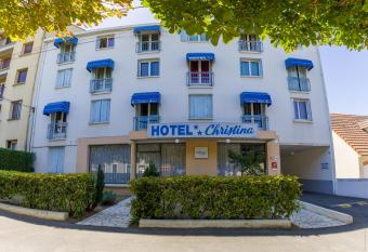 Hotel Christina - Contact Hotel allows 18 year olds to book a room