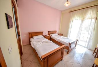 Double Room in Hotel Geraldo has Balcony rooms