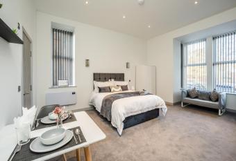 Greenhead Central allows 18 year olds to book a room