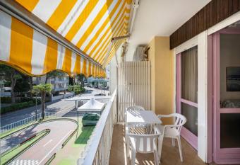 Residence Sanian Trilocale has Balcony rooms