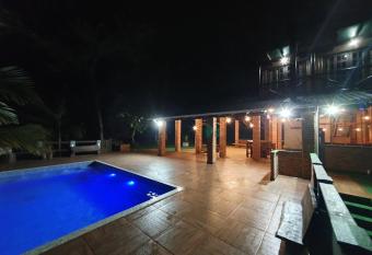 Capricho de Santo Amaro/SC has Balcony rooms