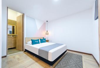 Ayenda De La Calle Real allows 18 year olds to book a room