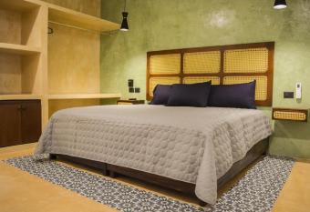 Apartamentos Dsiena Valladolid has Balcony rooms