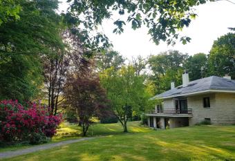Les Sabots du Parc has Balcony rooms