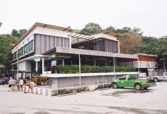 Rabeang Bann Koh Samed                                                              has Balcony rooms