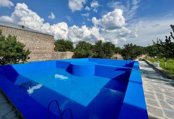 Yerevan House holiday home 18 has Balcony rooms