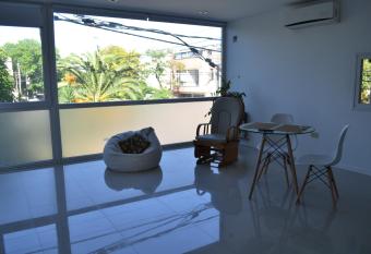 Calmo Dooneo has Balcony rooms