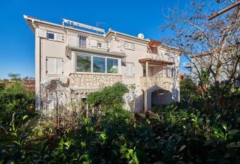 Apartman Igor has Balcony rooms