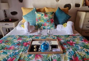 Romantic Casa Rural La Molinera has Balcony rooms