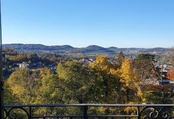 SALORINO Apartments has Balcony rooms