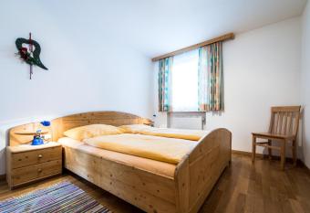 Issingerhof App 1 has Balcony rooms