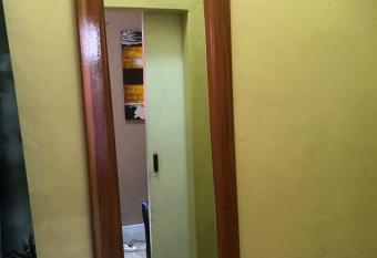 M5 PARK BED AND BREAKFAST has Balcony rooms