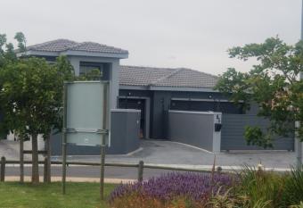 Prince Olive has Balcony rooms