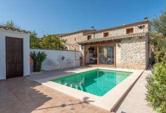 Es Pujols has Balcony rooms